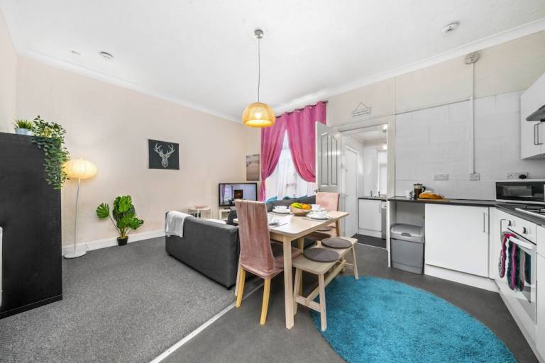 Apartment Motherwell
