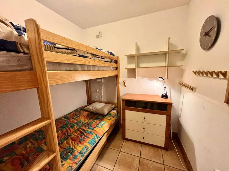 Holiday apartment with 1 room for 5 persons — photo 4