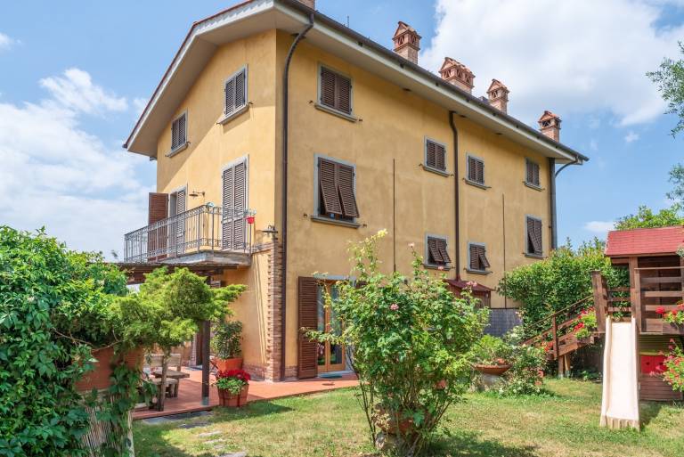 Child-friendly beautiful vacation home with private pool, garden & terrace | Pets are welcome — photo 2