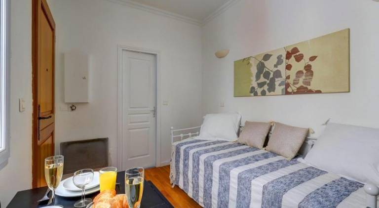 Apartment | Near Moulin Rouge in Clichy
