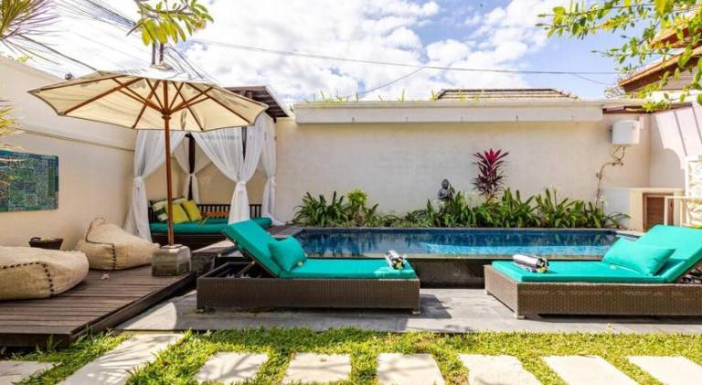 Villa with pool in Denpasar