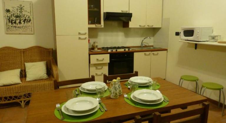 Holiday apartment with terrace, yard & barbecue — photo 2