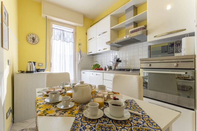 Holiday apartment with patio — photo 3