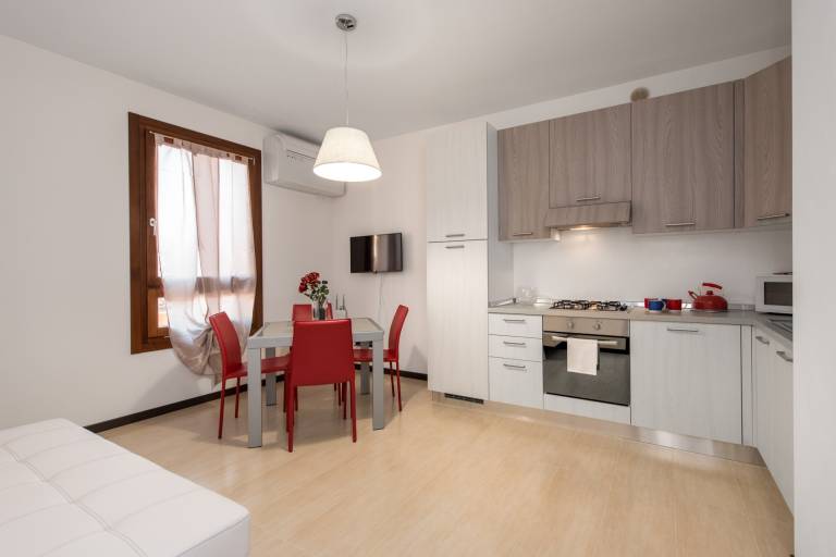 Rental apartment | Near Old Castle — photo 3