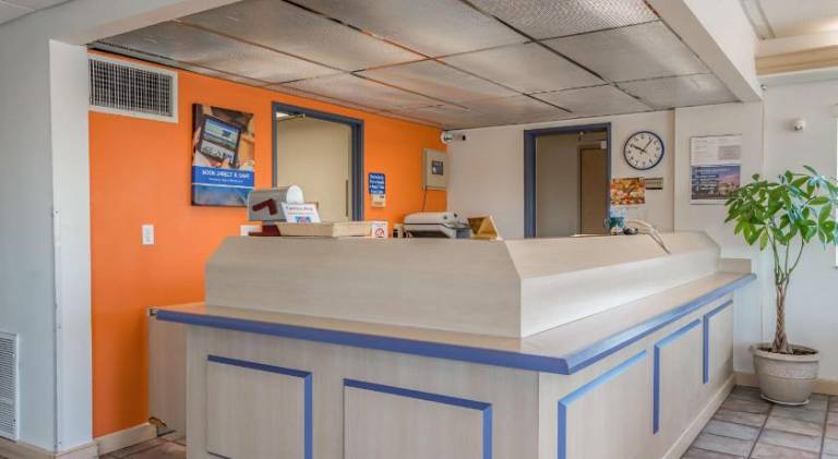 Motel 6 Redmond, OR — photo 4