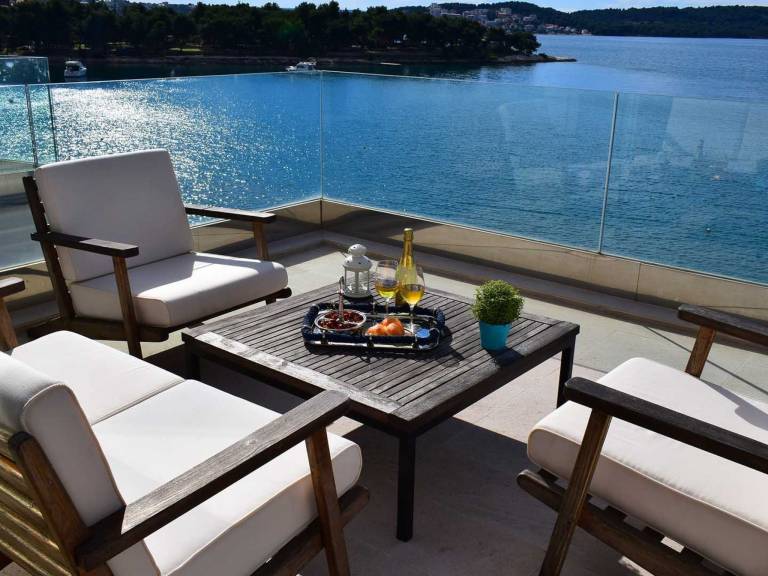 Pleasant vacation home | Beach nearby | Dogs allowed in Okrug