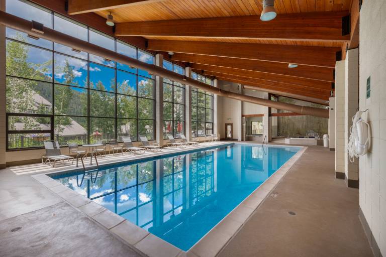 Serene Condo Surrounded by Nature, 5-Min Drive to Ski Village. PET FRIENDLY! — photo 3