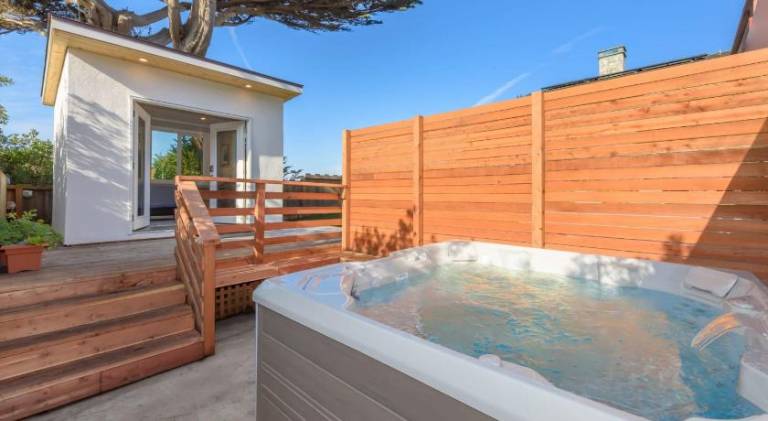 Oceanfront Home Retreat w Breathtaking Views of Fitzgerald Marine Reserve — photo 5