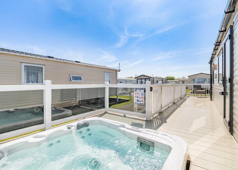 Platinum Caravan 6 Berth 3 bed Pet