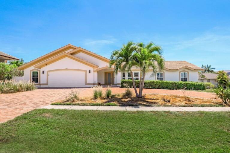 House  Marco Island