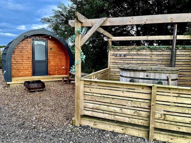 Camping Weeton-with-Preese