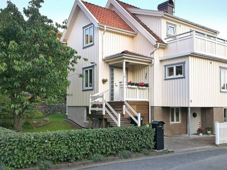 Hus  Kyrkesund