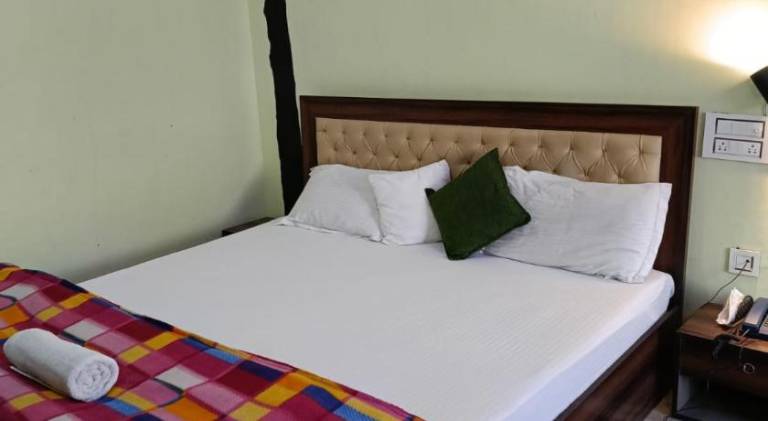 Joshi Holiday Home Stay