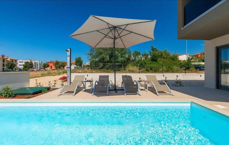 Fully equipped villa with pool & barbeque | Sea view | Pet-friendly — photo 2