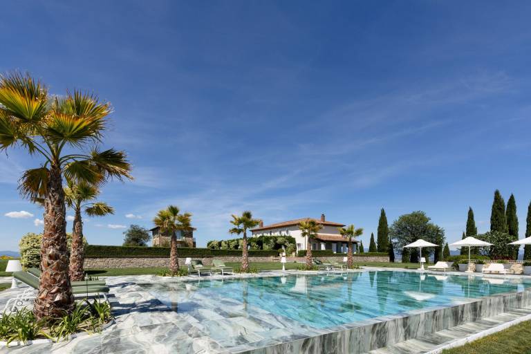 Villa with garden, private pool & barbeque | Panoramic view — photo 2