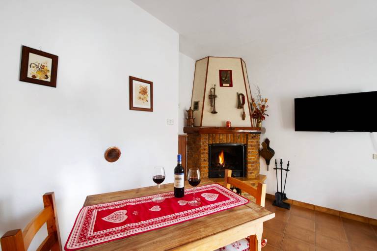 Maison Lorent Apartment with Mountain View, Balcony and Wi-Fi — photo 5
