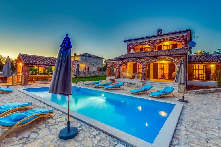 Villa  Rapavel