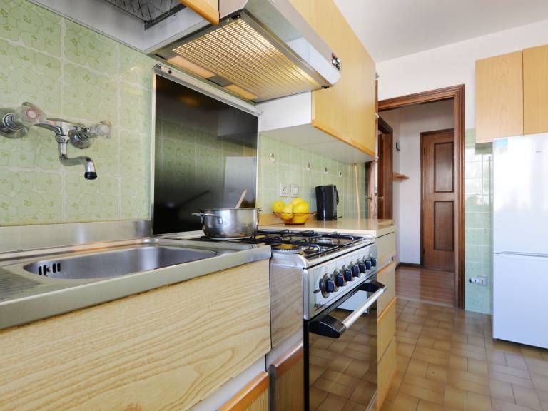 Rental apartment with patio | Mountain view — photo 3