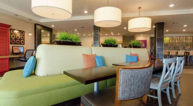 Home2 Suites by Hilton Portland — photo 5