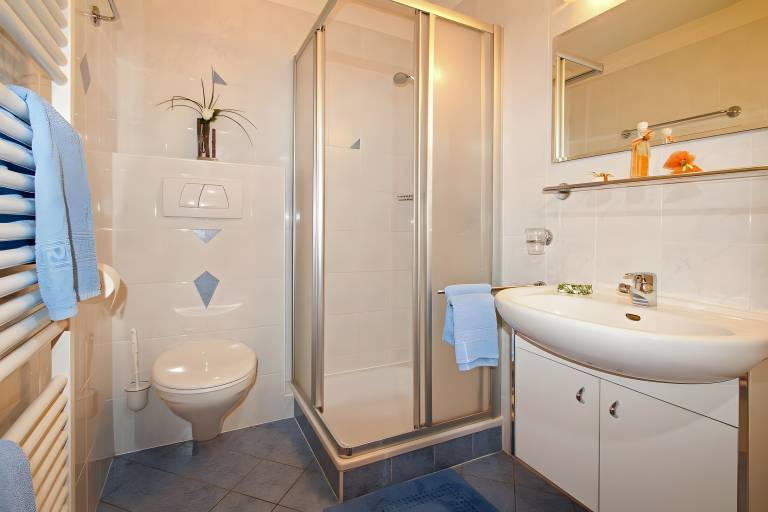 Children-friendly apartment with garden, grill & fast internet | Garden view | Dogs allowed — photo 4