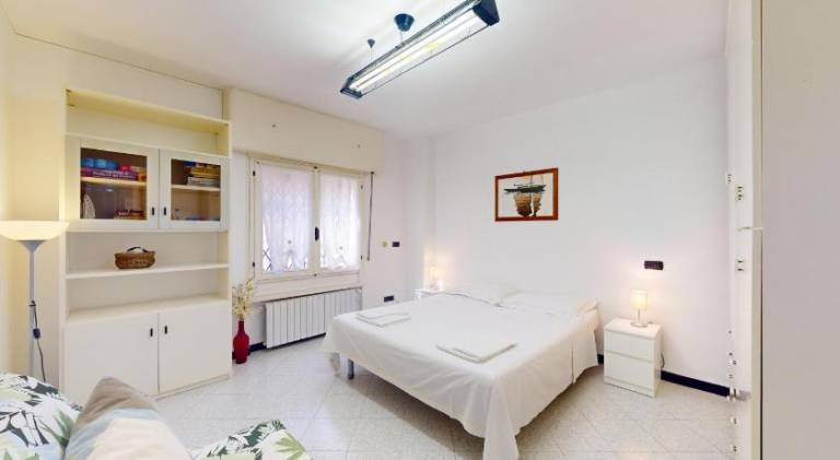 Holiday apartment with 2 rooms for 7 persons in Loano