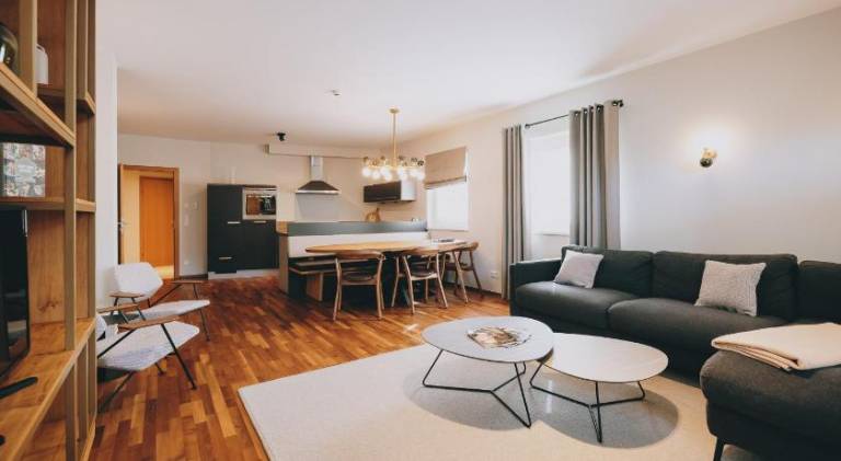 Serviced apartment with terrace — photo 2