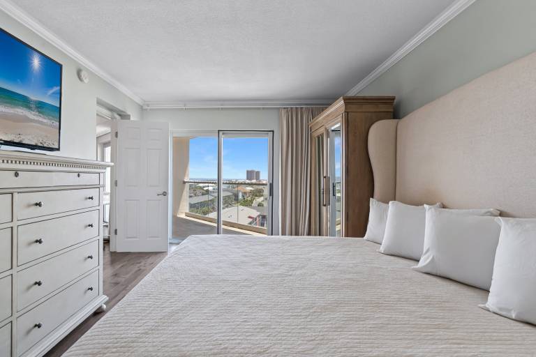 Regency Towers 803E Dog-Friendly & Oceanfront! Pensacola Beach My Beach Getaways — photo 4