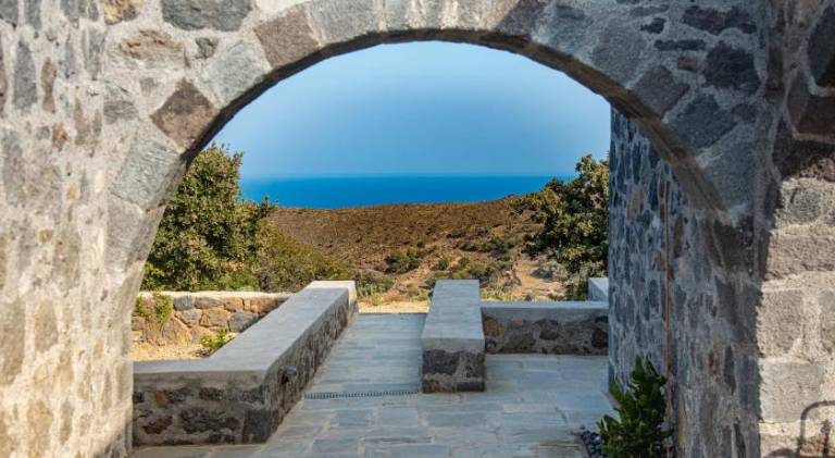 Pavlaina Complex of Traditional Residences in Nisyros. Enjoy the garden and the Sea View — photo 5