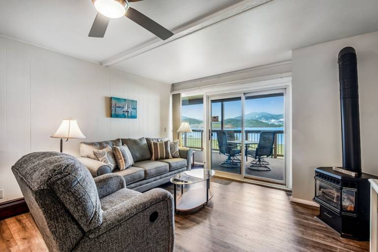 Condo Dillon