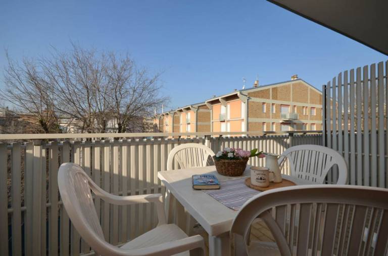 Family-oriented studio with terrace | Beach nearby | Dogs allowed in Bibione