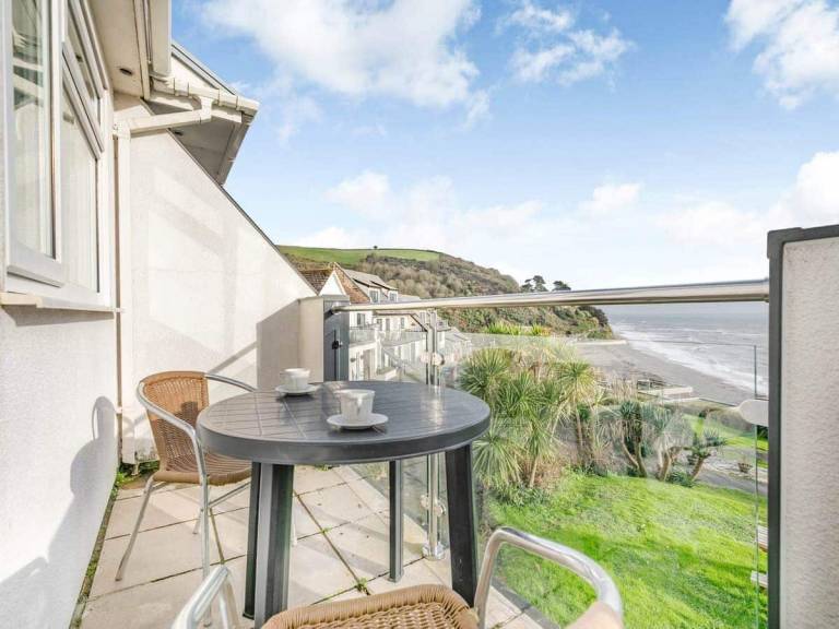 Apartment Downderry