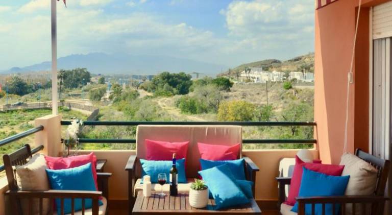 Fully equipped rental apartment with hot tub, terrace & pool | Next to the beach | Pets are welcome — photo 2