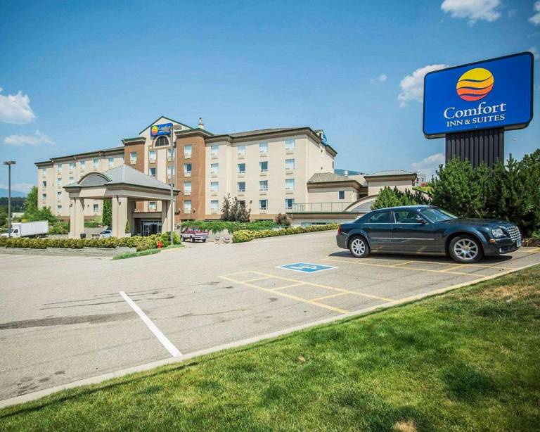 Comfort Inn & Suites