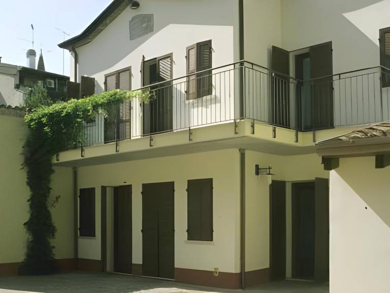 A Casa Dei Gonzaga, MantegnaHotels in Mantua