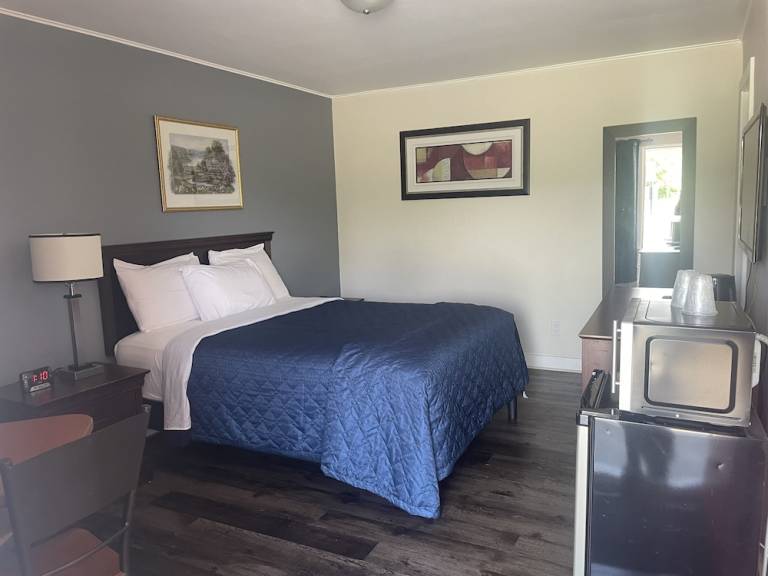 Motel Cornwall