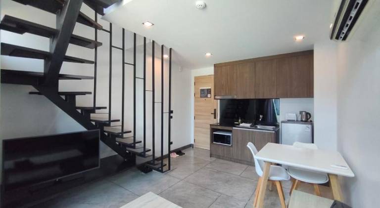 Holiday apartment with pool — photo 2
