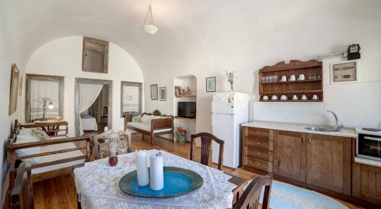 Rental apartment with pool, yard & patio | Pets allowed — photo 3