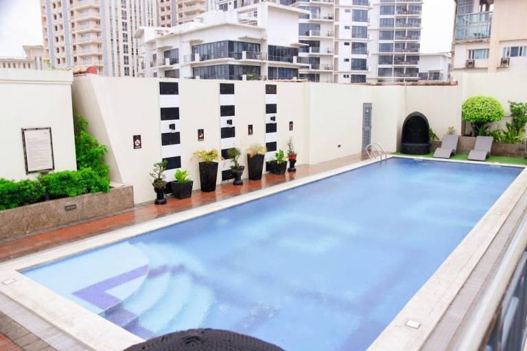 Pleasant vacation home with pool | Pets are welcome — photo 3