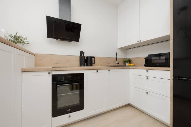 Rental apartment with fast internet & yard — photo 3