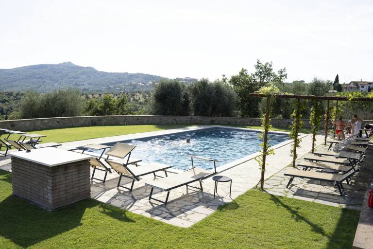 Family-oriented house with pool, garden & terrace | Good for workation | Pets are welcome — photo 4