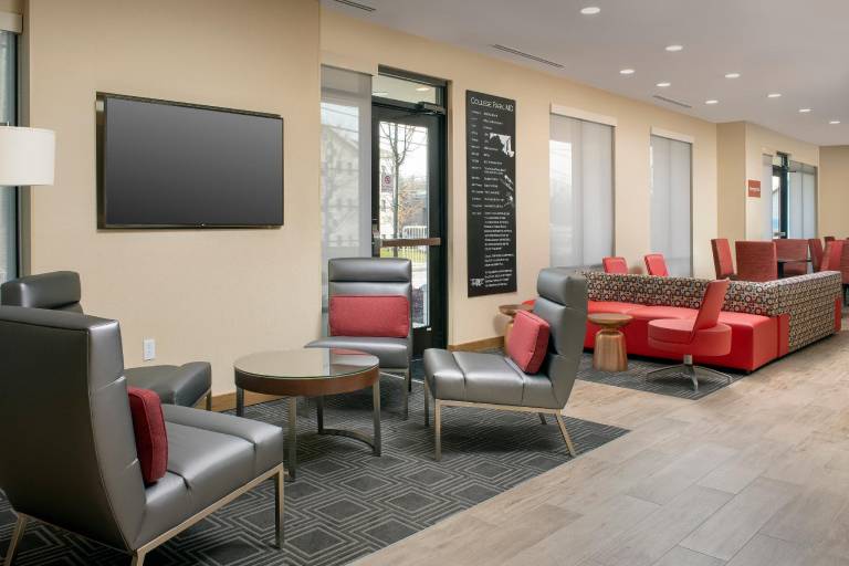 TownePlace Suites by Marriott College Park — photo 2