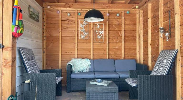 Chalet with 2 rooms for 4 persons — photo 4
