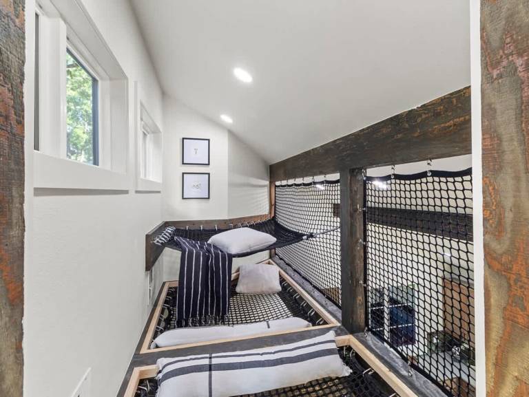 House with private pool — photo 4