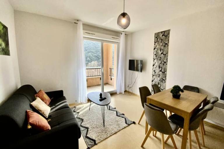 Charming holiday apartment with pool, garden & terrace | Dogs allowed — photo 2