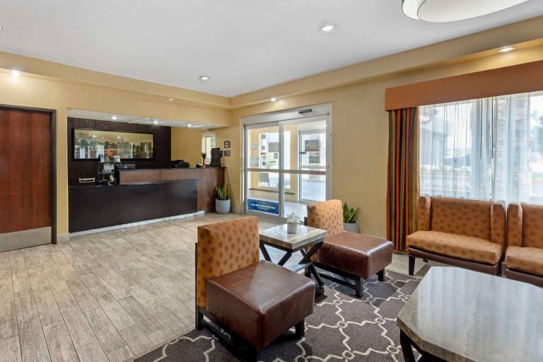 Best Western Greentree Inn & Suites — photo 5