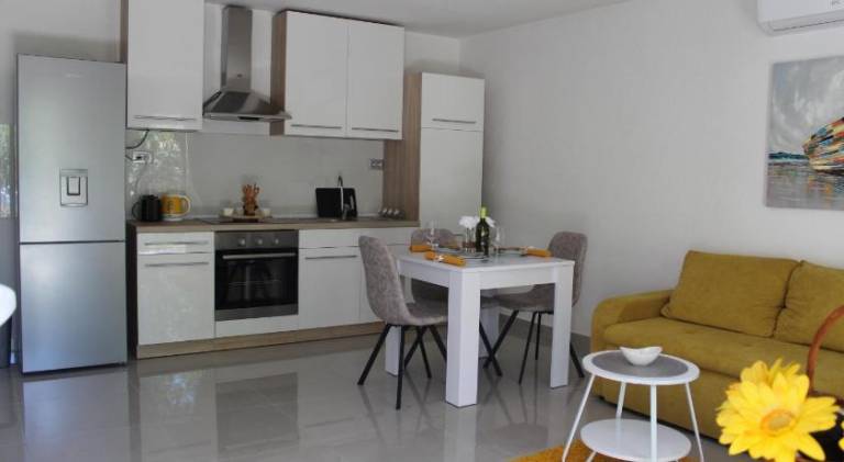 Apartment with 1 room for 3 persons — photo 3
