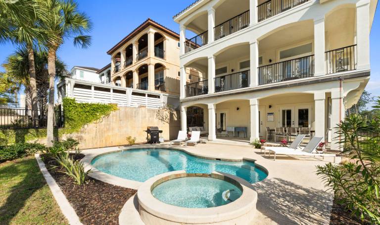 Cornerstone Cove Pool Private Beach Access Dog Friendly FREE Beach Chair Svc ️ in Miramar Beach, FL