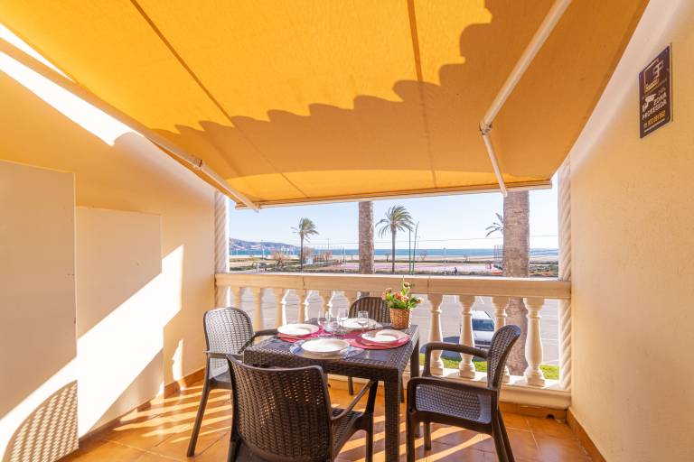 Lovely apartment with terrace & garden | Close to the beach | Pets are welcome in Roses