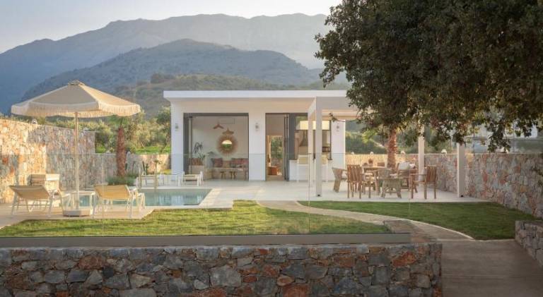 Fully equipped villa with terrace, private pool & grill | Beach nearby | Dogs allowed — photo 3