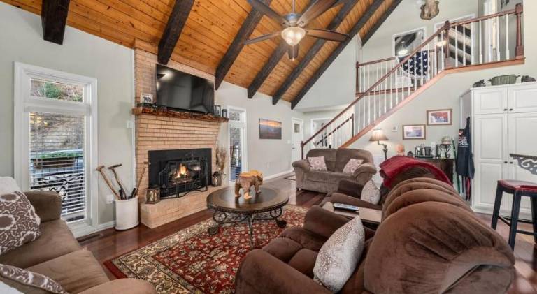 Lovely vacation home with jacuzzi | Dogs allowed — photo 2